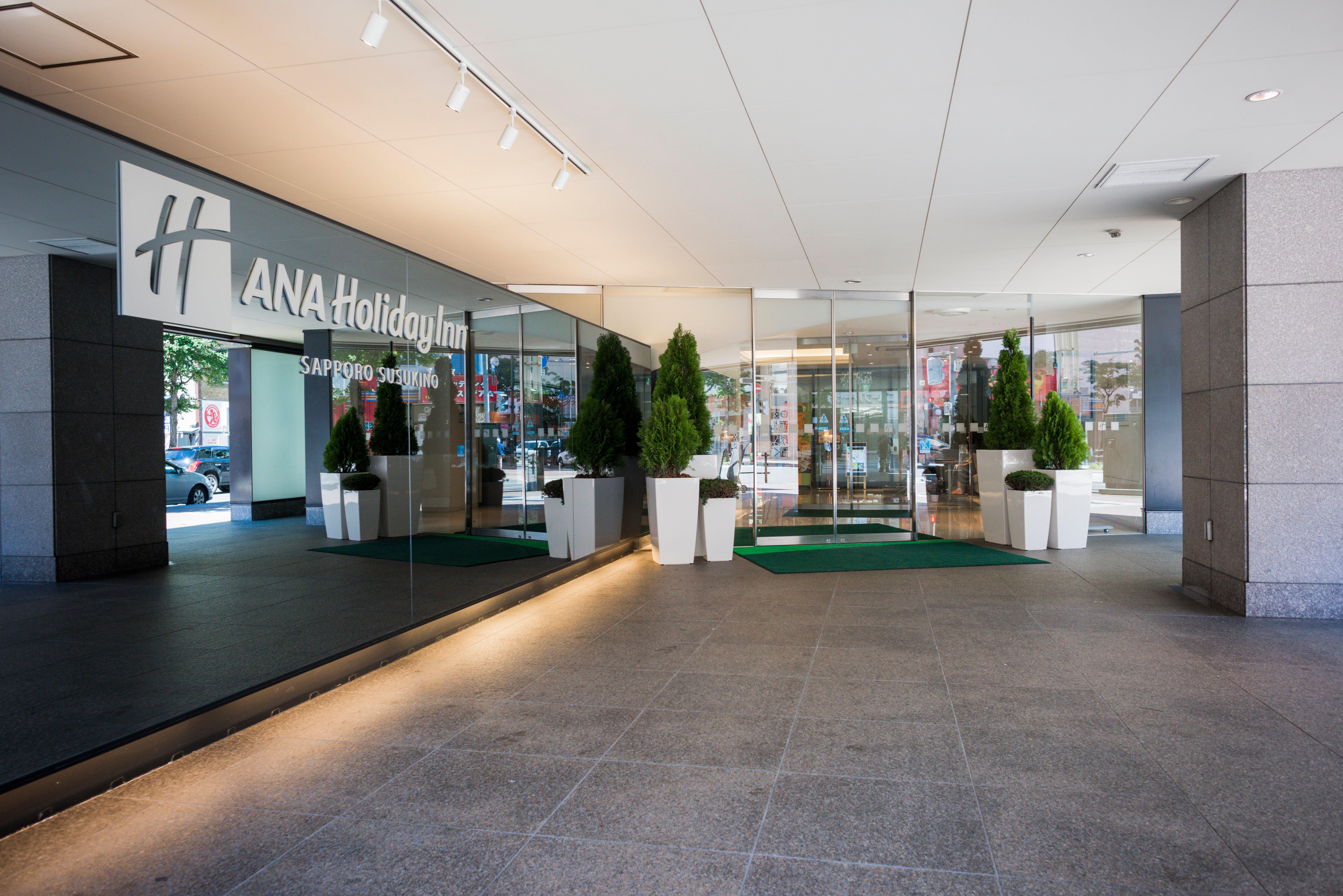 Ana Holiday Inn Sapporo Susukino Exterior photo